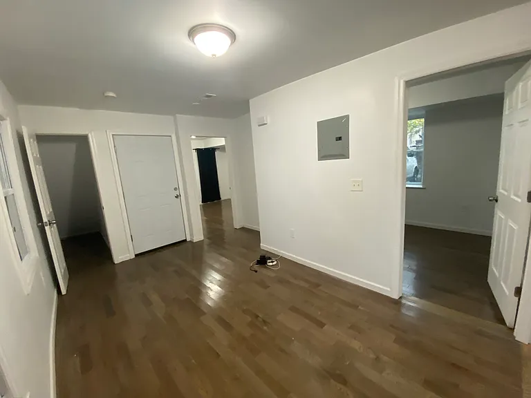32 Dickerson St #1 — Photo 8