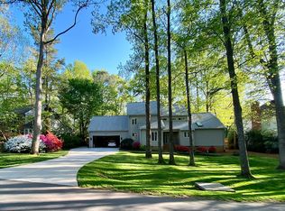 111 Lochfield Dr, Cary, NC 27518