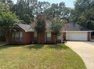2932 Lloyds Ln, Mobile, AL 36693