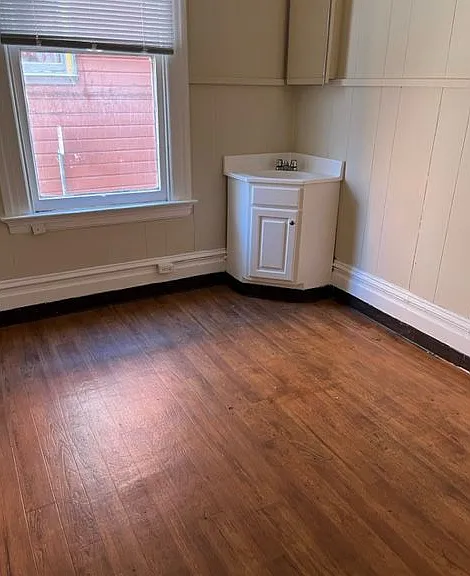 1226 Grant Avenue — Photo 4