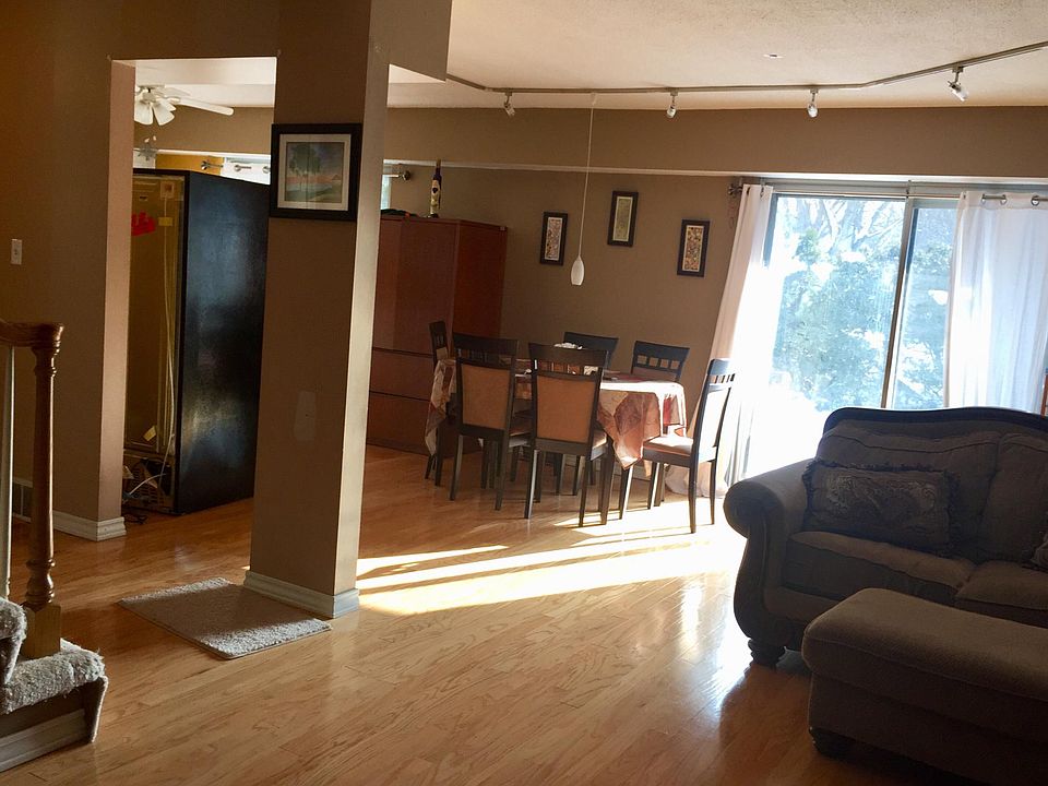 1st image of 2727 Lakeshore Dr