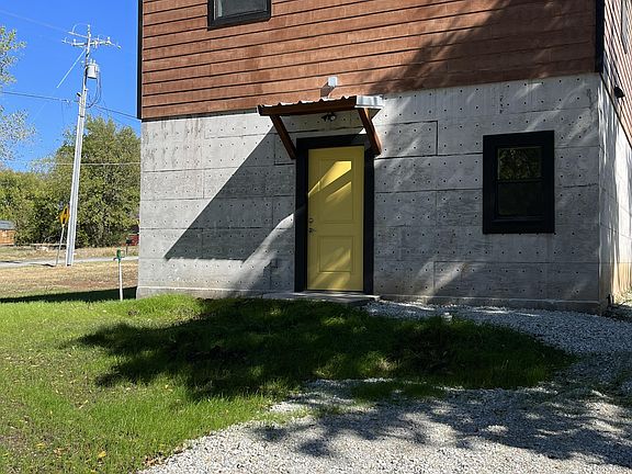 2nd image of 16020 County Road 3541