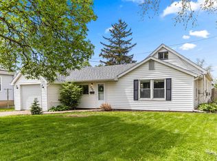 207 S 5th Ave, Morton, IL 61550