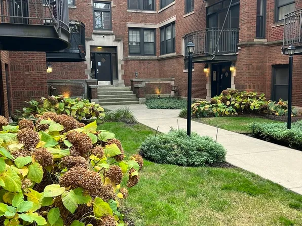 1617 W Fargo Ave APT B, Chicago, IL 60626