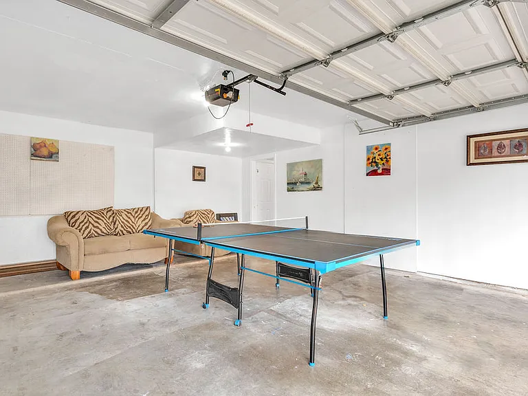10304 Concord Dr — Photo 24