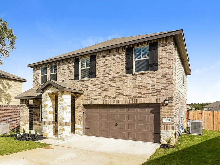 13211 Braxon Pass — Photo 4