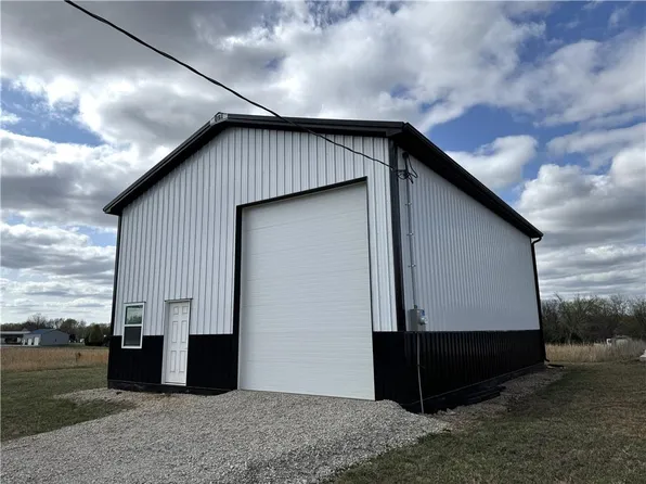 161 & 165 Foothills Trl, Lacygne, KS 66040