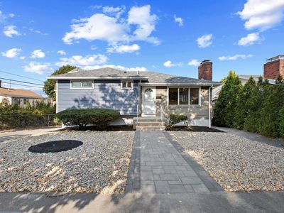 98 Winthrop Pkwy, Revere, MA, 02151