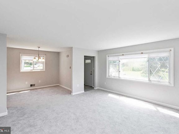 4th image of 3500 Saint Johns Pl