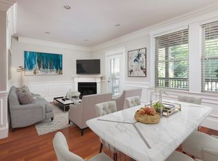339 E St #2, Boston, MA 02127