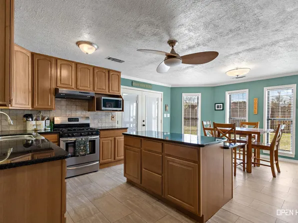 3217 9th St, Wichita Falls, TX 76309