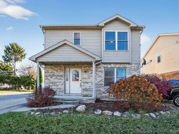 15613 Burr St, Taylor, MI 48180