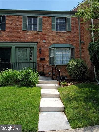 1st image of 3165 Fairbury Ln