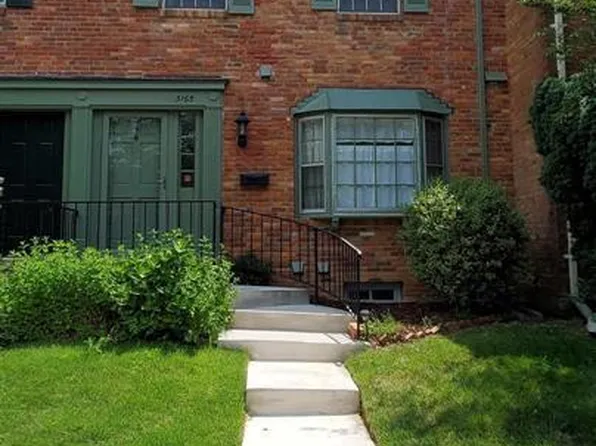 3165 Fairbury Ln, Fairfax, VA 22031