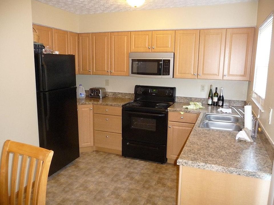 1st image of 1634 Park Place Dr