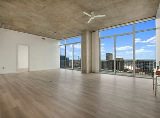 2726 McKinnon St #PENTHOUSE 4, Dallas, TX 75201