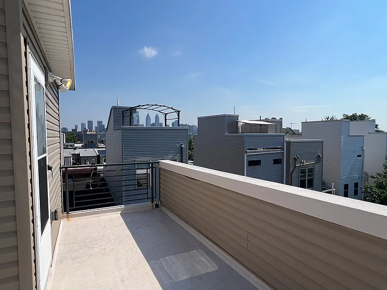 2133 Mountain St — Photo 32