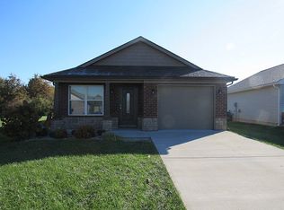 620 Sky Way Dr NW, Corydon, IN 47112