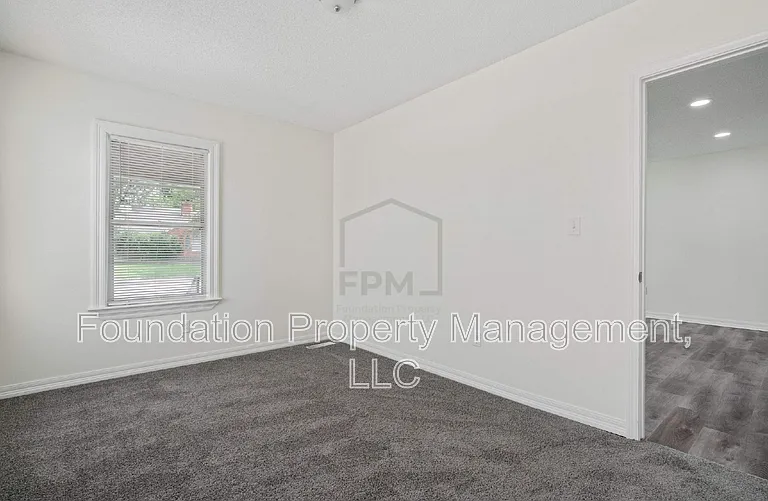 3749 Rhea Ave — Photo 15