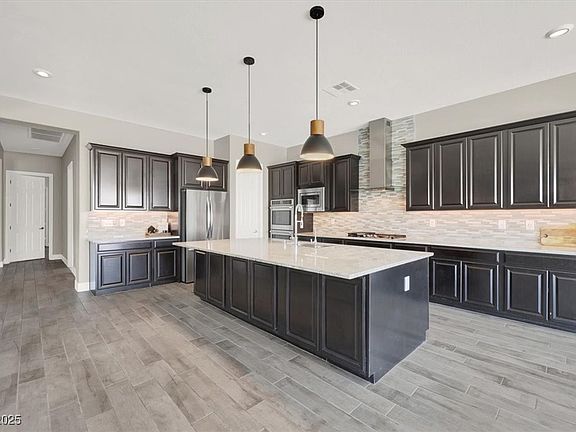 3rd image of 3012 Joy Meadow Ave