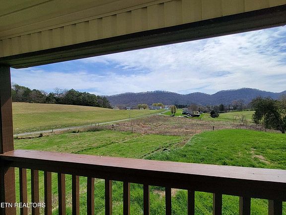 5th image of 183 Rough House Hollow Rd