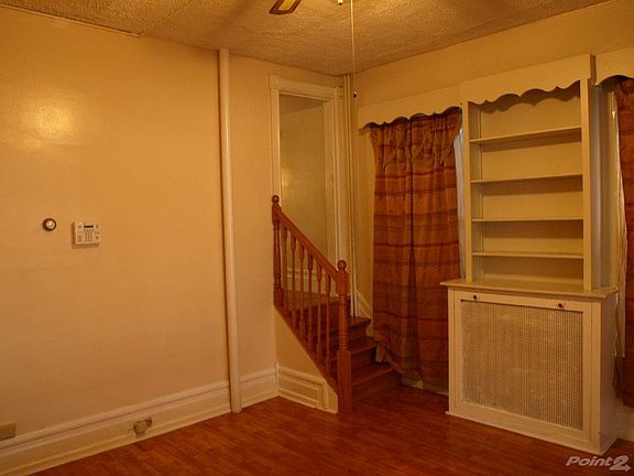 05 DINING ROOM