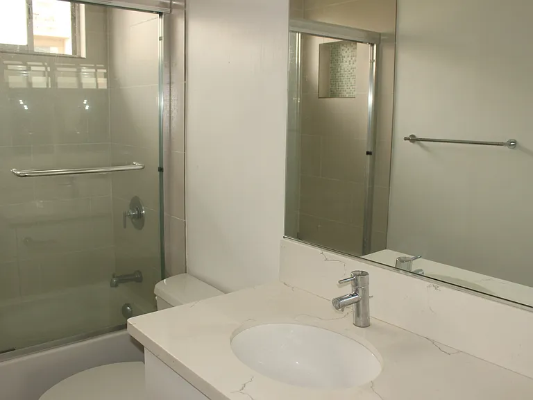1405 Amherst Ave #208 — Photo 13