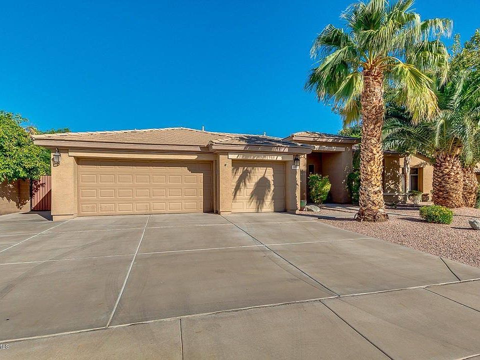 1st image of 1971 S Tamarisk Dr