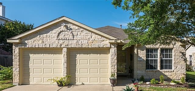 1st image of 824 Twisted Fence Dr