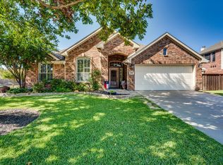 201 Moss Ct, Mansfield, TX 76063