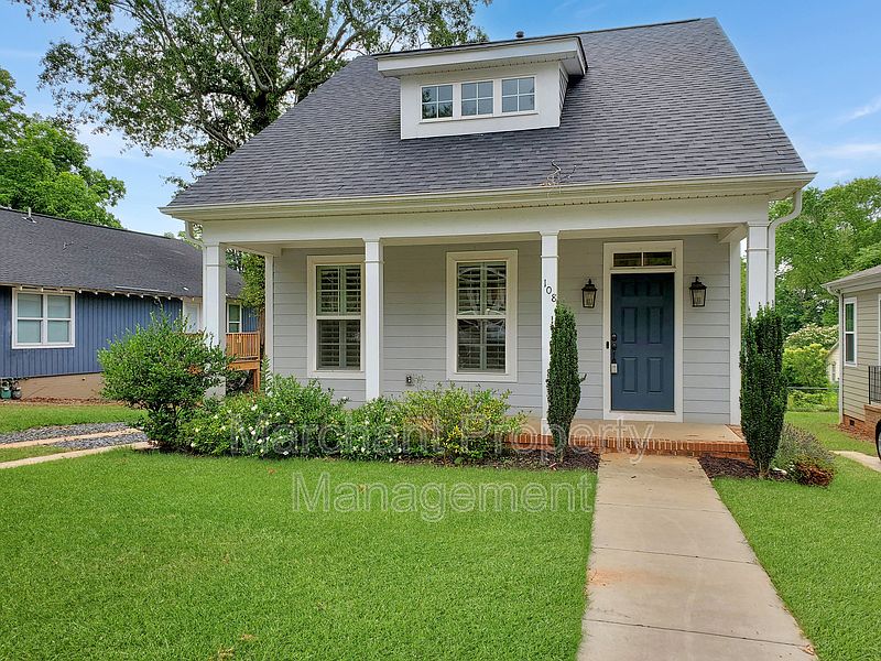 1st image of 108 Whitehall St