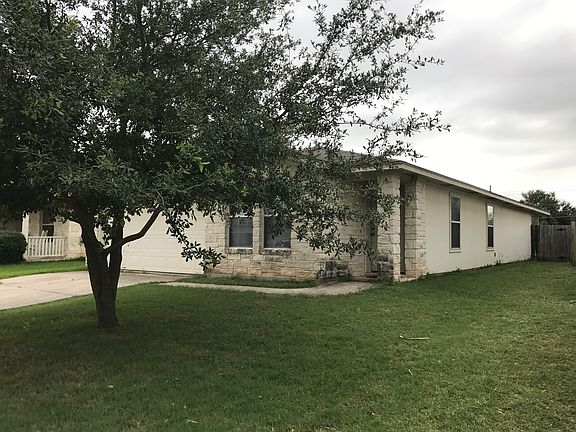 2nd image of 3909 Louise Lee Dr