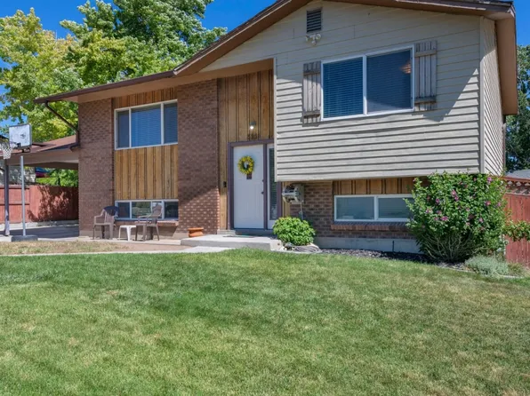 5956 W Plumbago Ave, Kearns, UT 84118