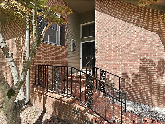 5th image of 621 Georgetown Cir