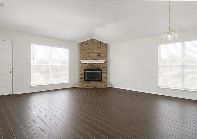 2852 Saint Johns Ave — Photo 5