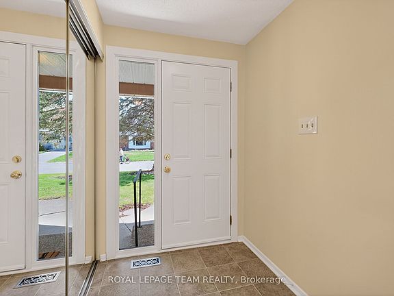 4th image of 21 Lindhurst Cres