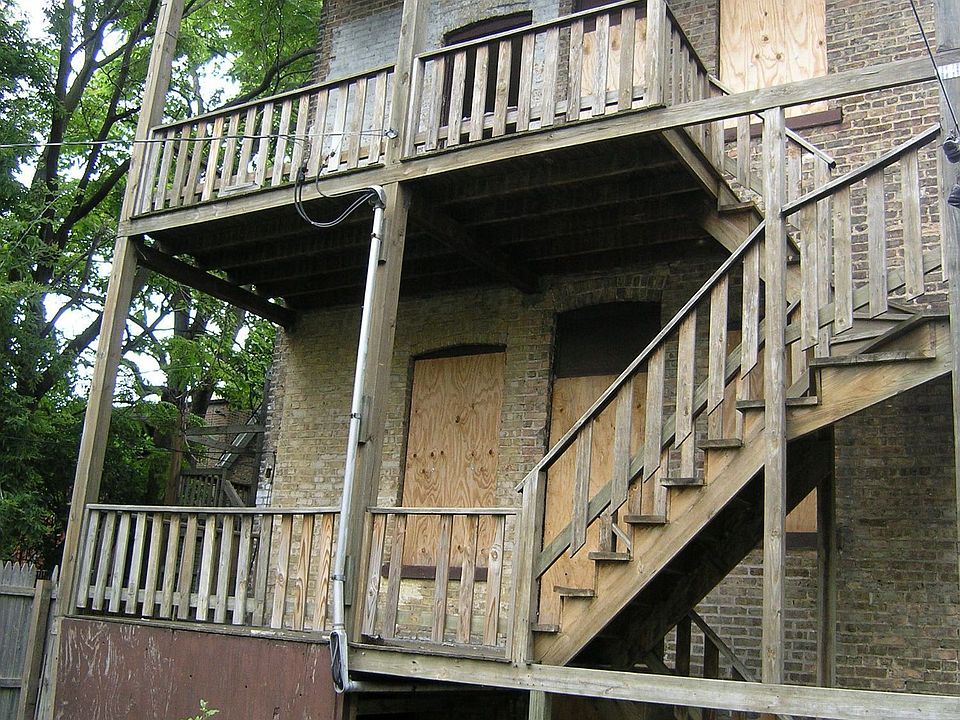 2nd image of 7226 S Carpenter St