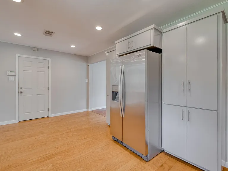 8202 Polar Dr — Photo 11