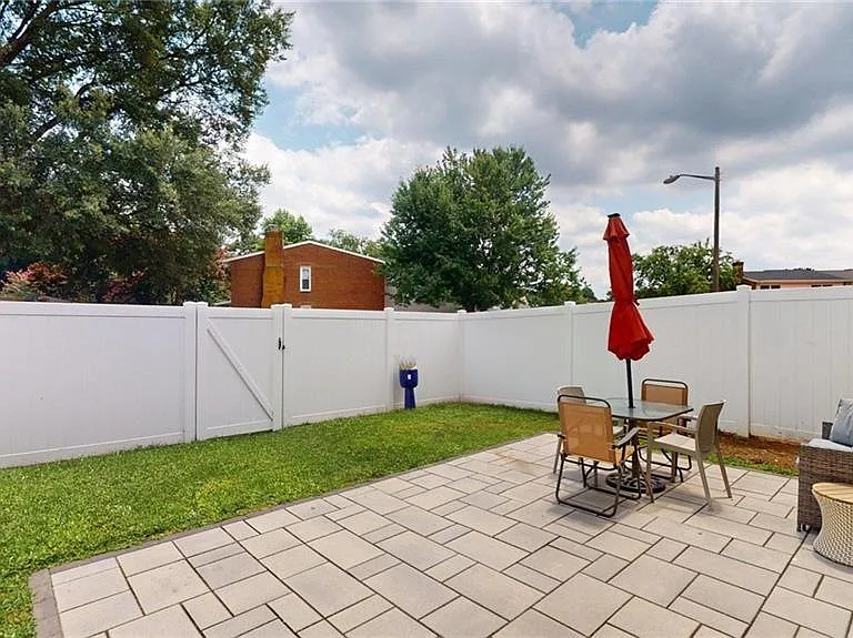 4507 Sir Johns Ln — Photo 21
