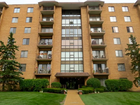 1727 W Crystal Ln Unit 607, Mount Prospect, IL 60056