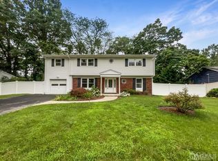 292 Clinton Rd, North Brunswick, NJ 08902