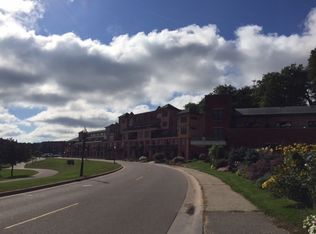 107 N Lakeshore Blvd APT 2H, Marquette, MI 49855