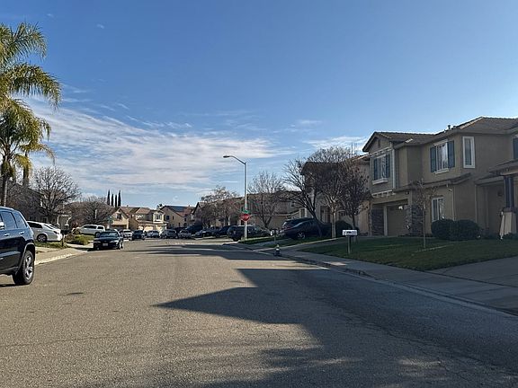 4th image of 2061 Tupelo Way