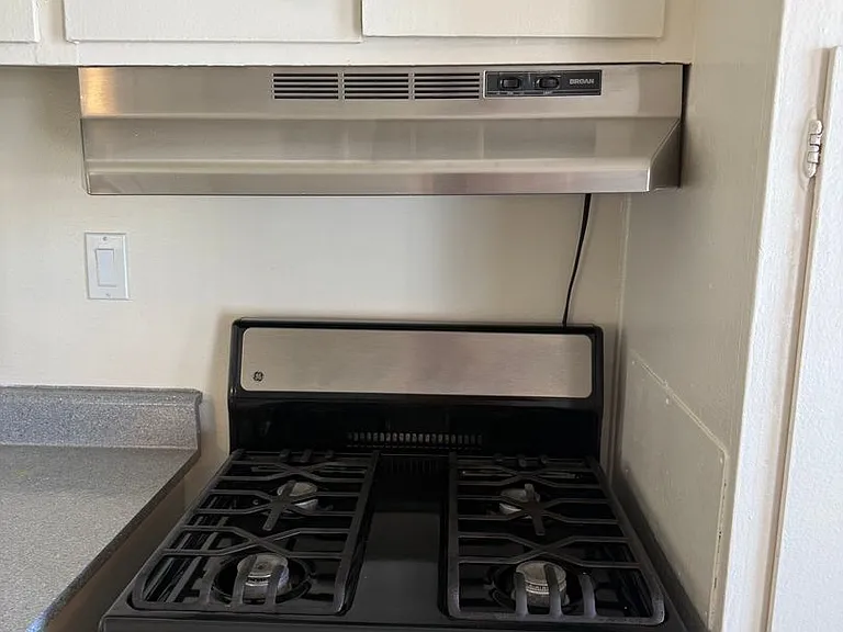 Oxnard Occidental Apartments — Photo 15