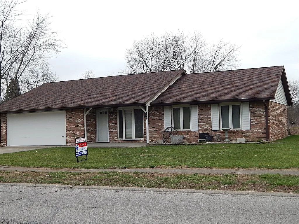 5729 Old Mill Dr photo 1