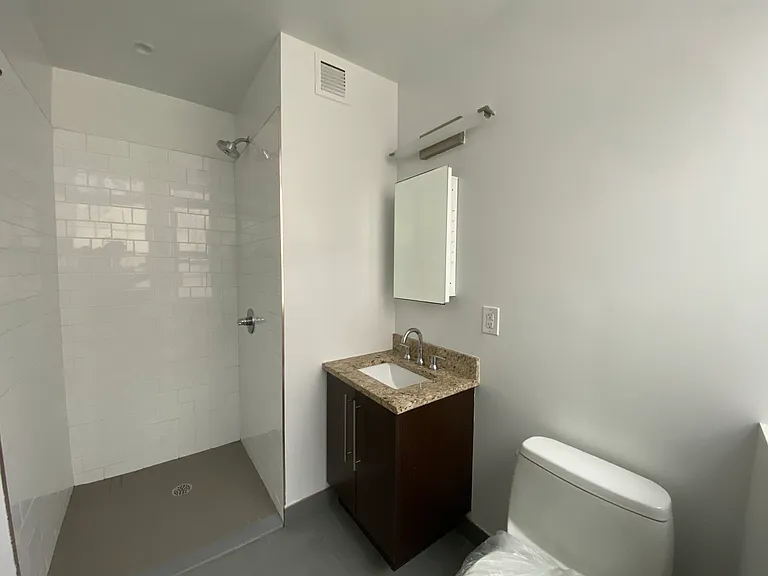 13 Main St #6D — Photo 14