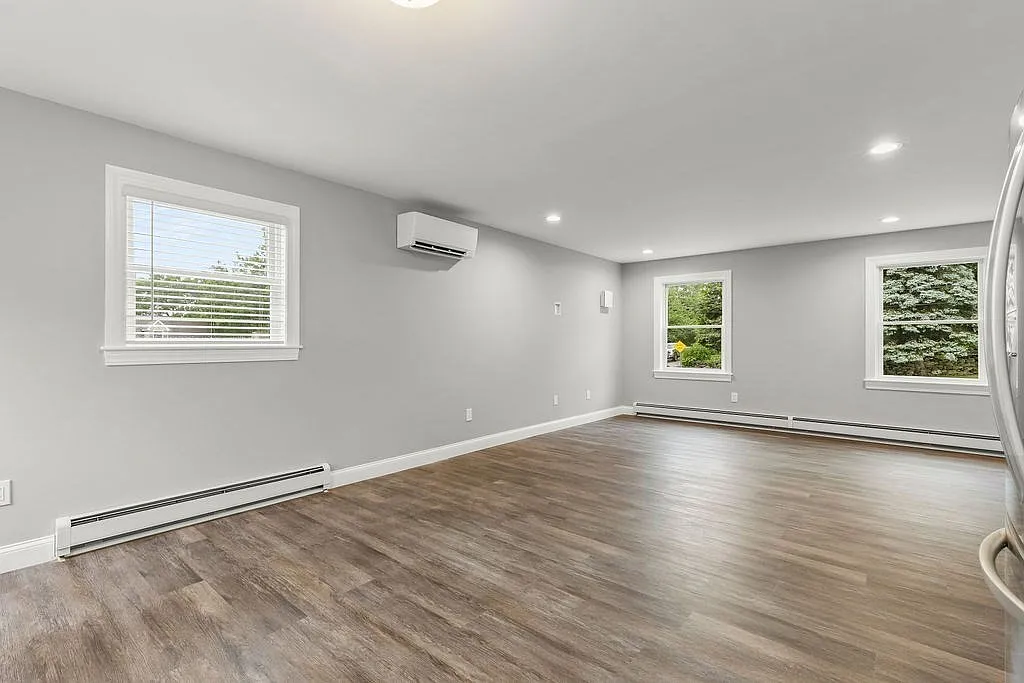 2 bed, 2.5 bath, 1198 sqft, $2,800 — Photo 3