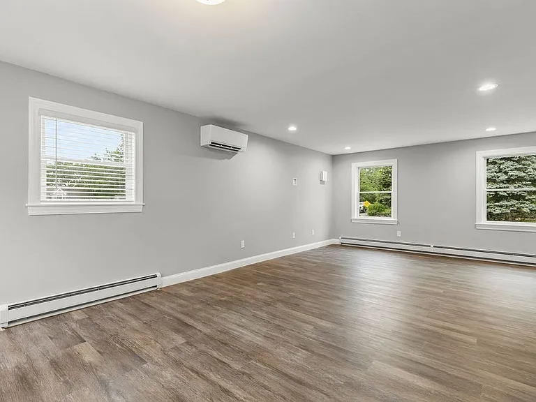 353 1/2 South St #1 — Photo 3