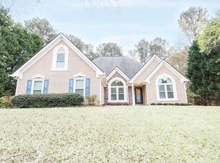 2221 Flowering Dr, Grayson, GA 30017