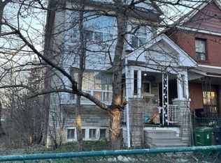 60A Arlington Ave, Toronto, ON M6G3L1